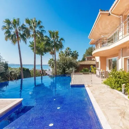 Alcanada Paradise Villa *